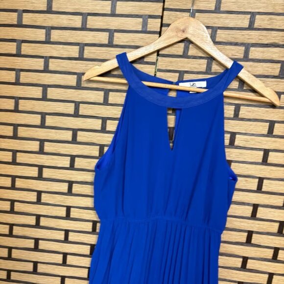 Ya Los Angeles Blue And White Pleated Maxi Dress Size Medium - Picture 3 of 7